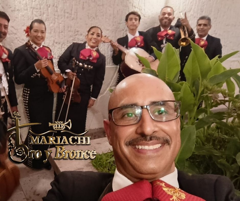 mariachis en Zapotlanejo